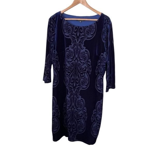 NWT Marina Royal Blue Stretch Velvet Burnout Placement Print Dress Size 18W - Picture 3 of 11